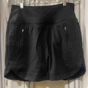 Athleta Women's Black Skort with Zipper Pockets